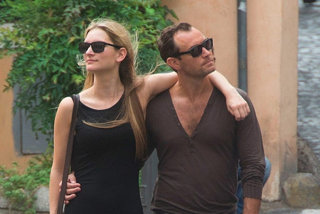 Jude Law i Phillipa Coan