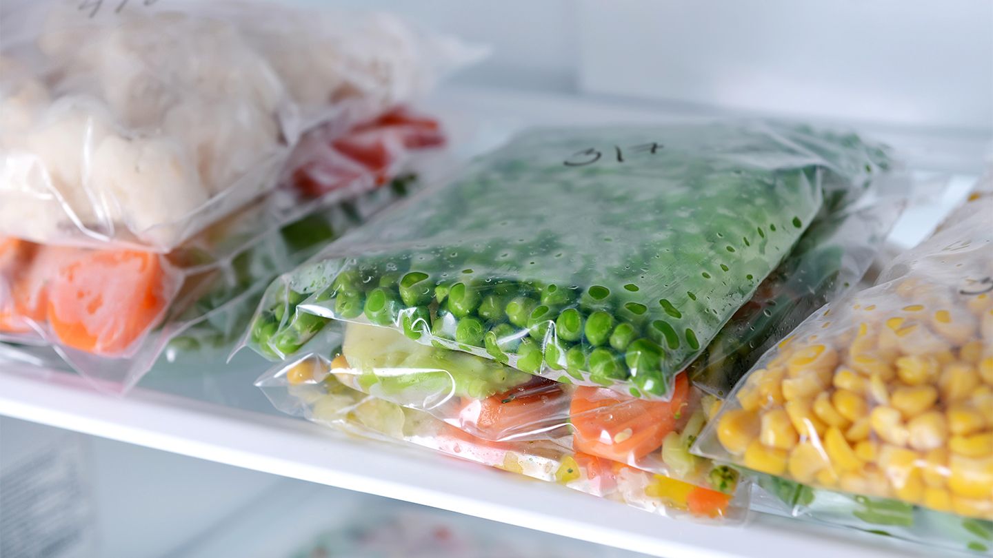 dos and donts for freezing fresh food 1440x810 1